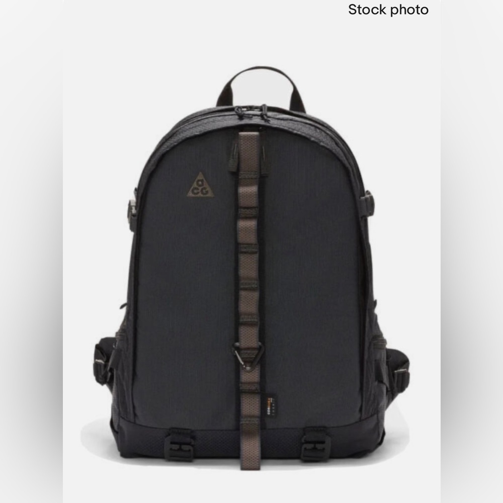 Nike ACG Men's Backpack - Black/Dark Smoke Grey/Ironstone